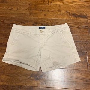 AMERICAN EAGLE Khaki Stretch Midi Shorts